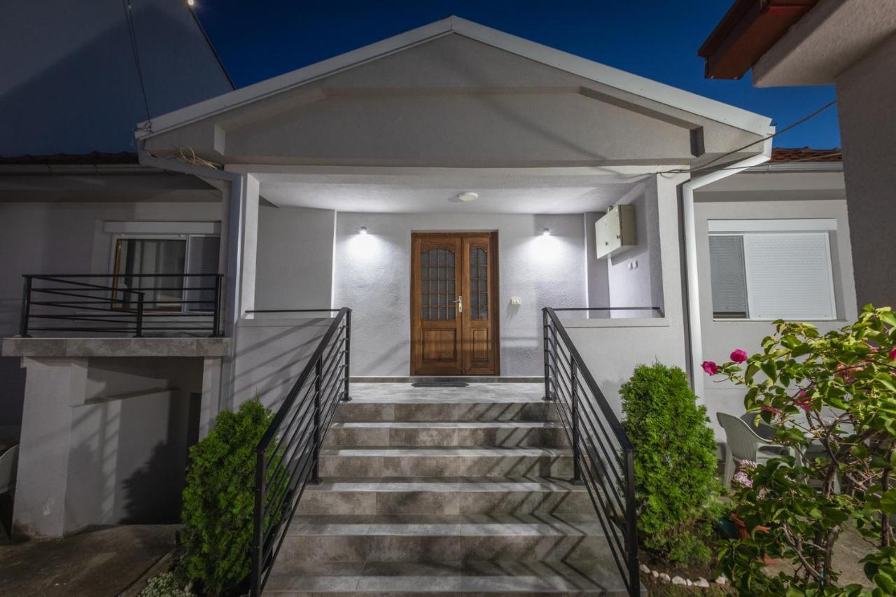 Guest House - Axios Gevgelija Buitenkant foto